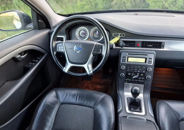 Volvo V70 cena 26900 przebieg: 299999, rok produkcji 2010 z Szczytna małe 352